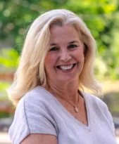 DSAWM_2023Headshots_Cropped-2